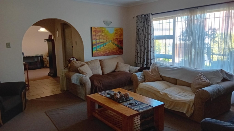 4 Bedroom Property for Sale in Parkersdorp Western Cape